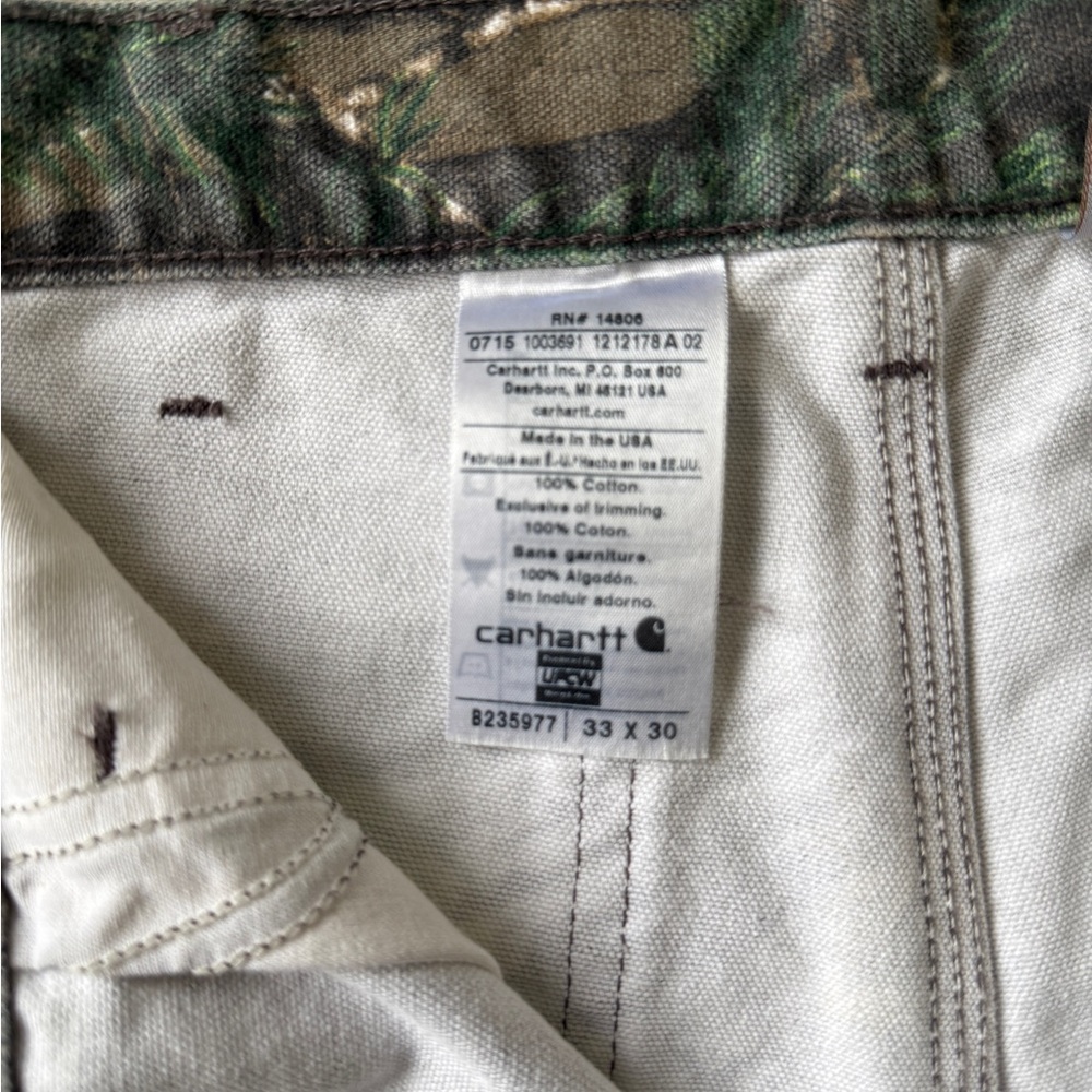 NWOT Carhartt RealTree Camo Carpenter Pants B235 977 Mens 33 x32 Made in USA - Picture 5 of 7
